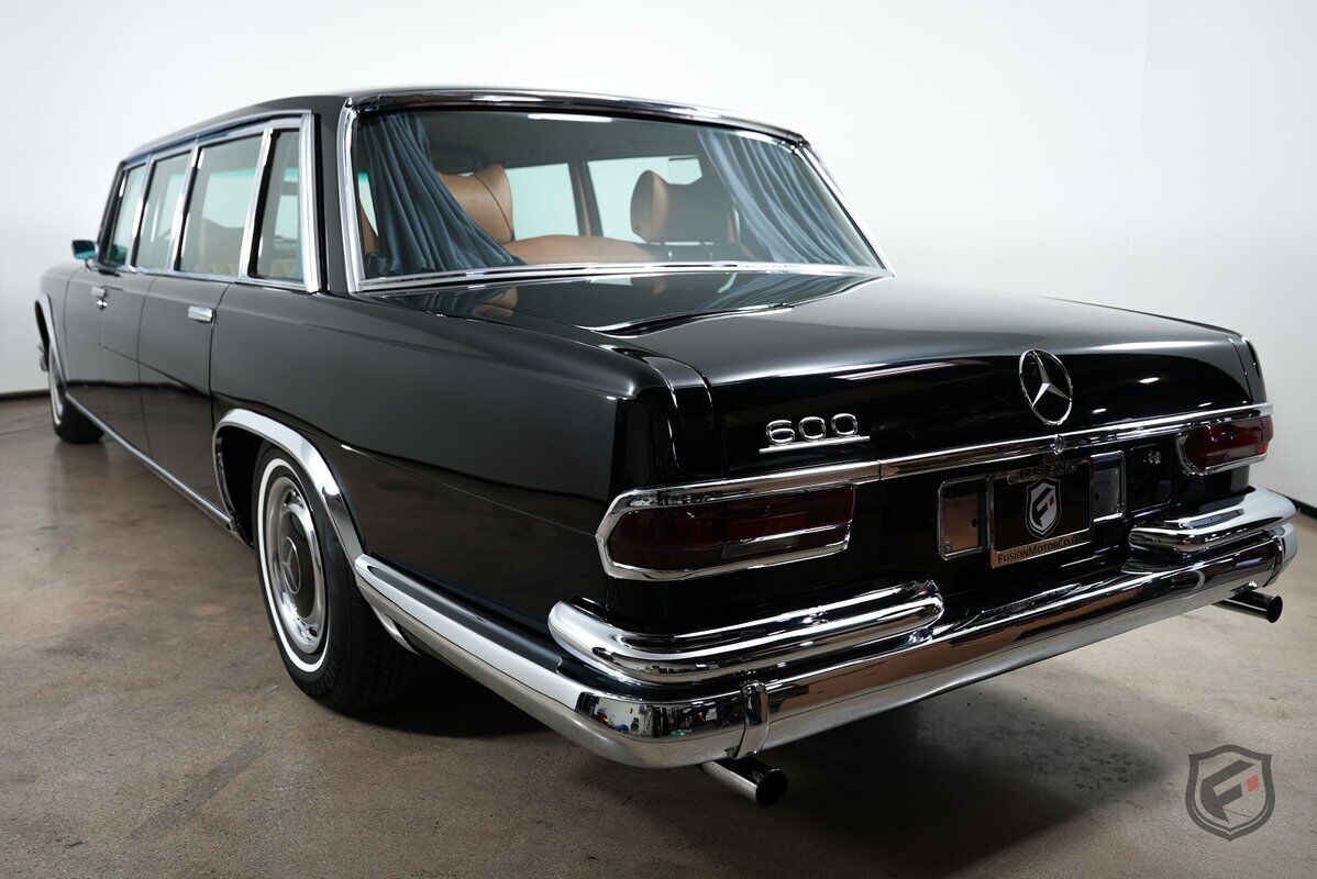 Mercedes-Benz-600-Pullman-1970-5