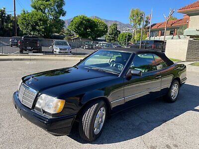 Mercedes-Benz-E-Class-Cabriolet-1995-10