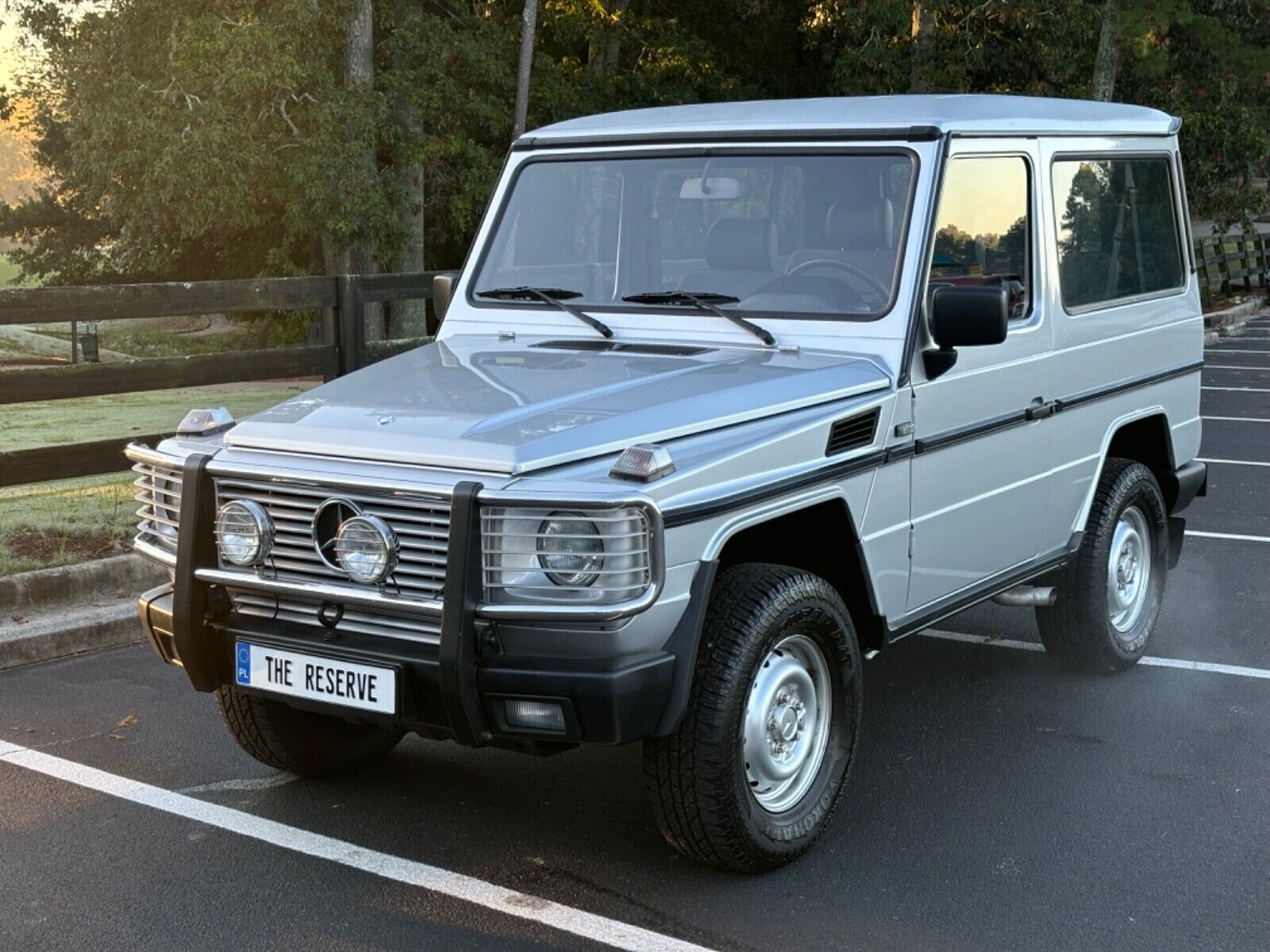 Mercedes-Benz-G-Class-SUV-1990-19