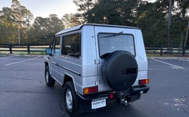 Mercedes-Benz-G-Class-SUV-1990-27