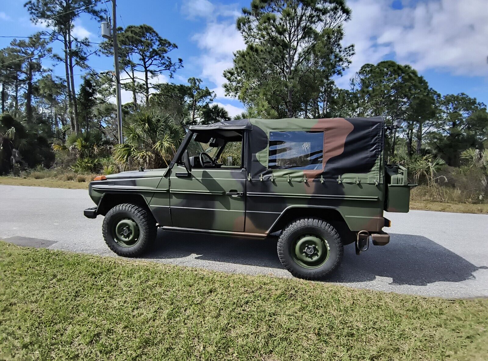 Mercedes-Benz-GD-Cabriolet-1992-5