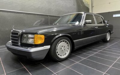 Mercedes-Benz S-Class 1990