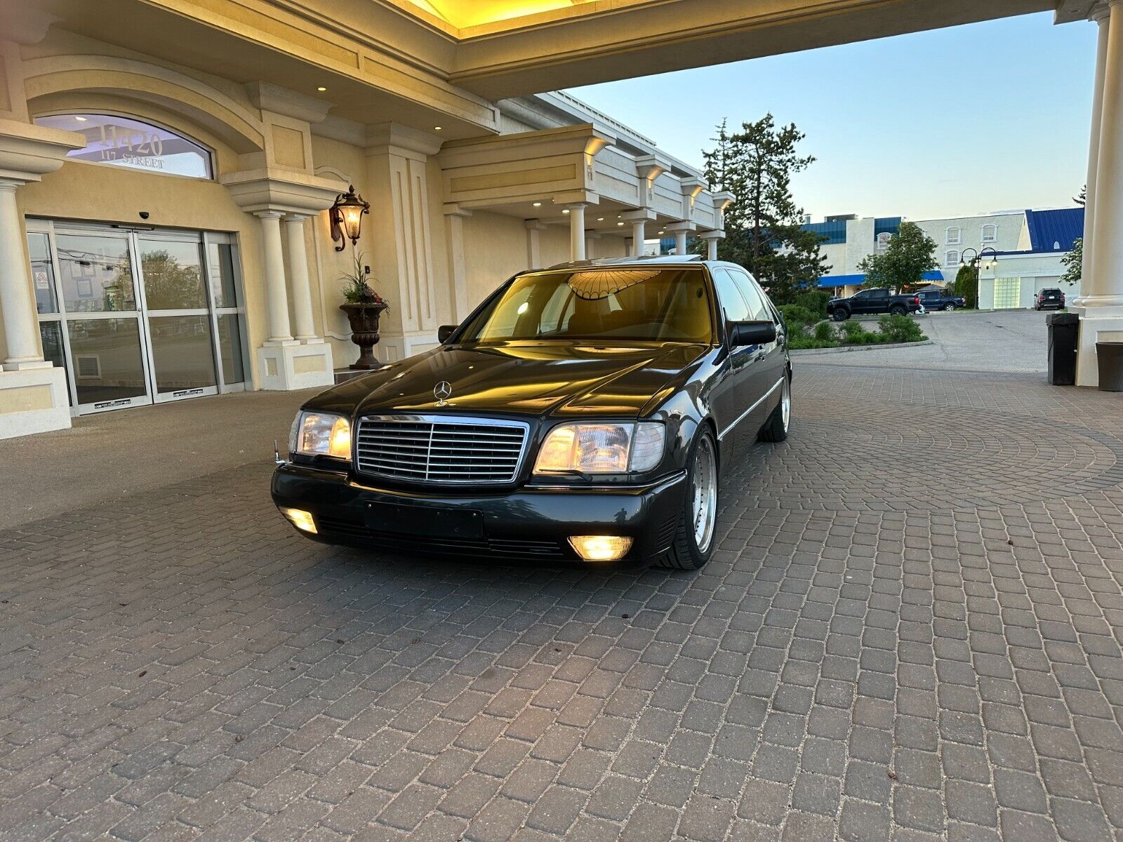 Mercedes-Benz-S-Class-Berline-1991-1