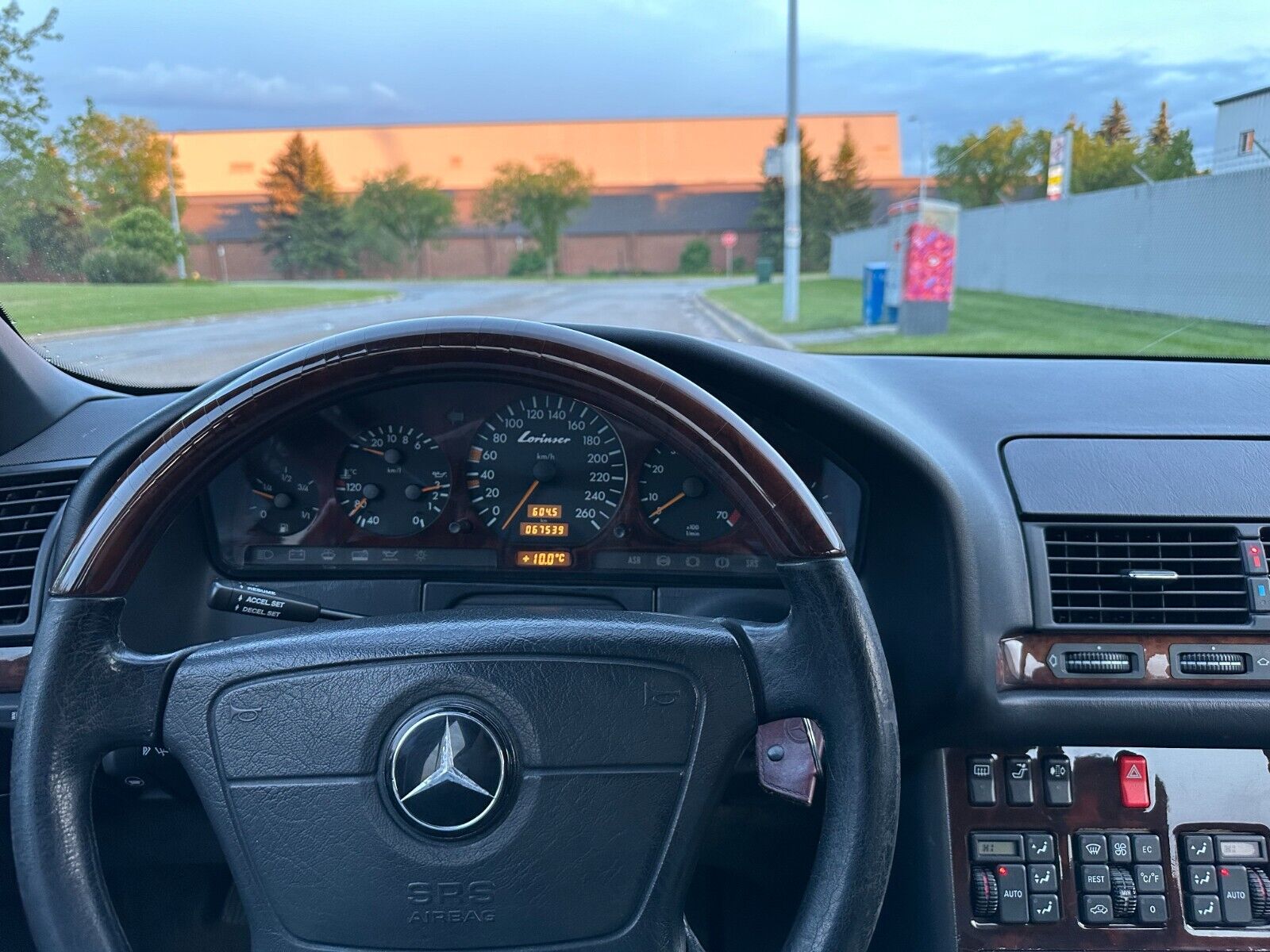 Mercedes-Benz-S-Class-Berline-1991-15