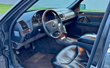 Mercedes-Benz-S-Class-Berline-1991-16