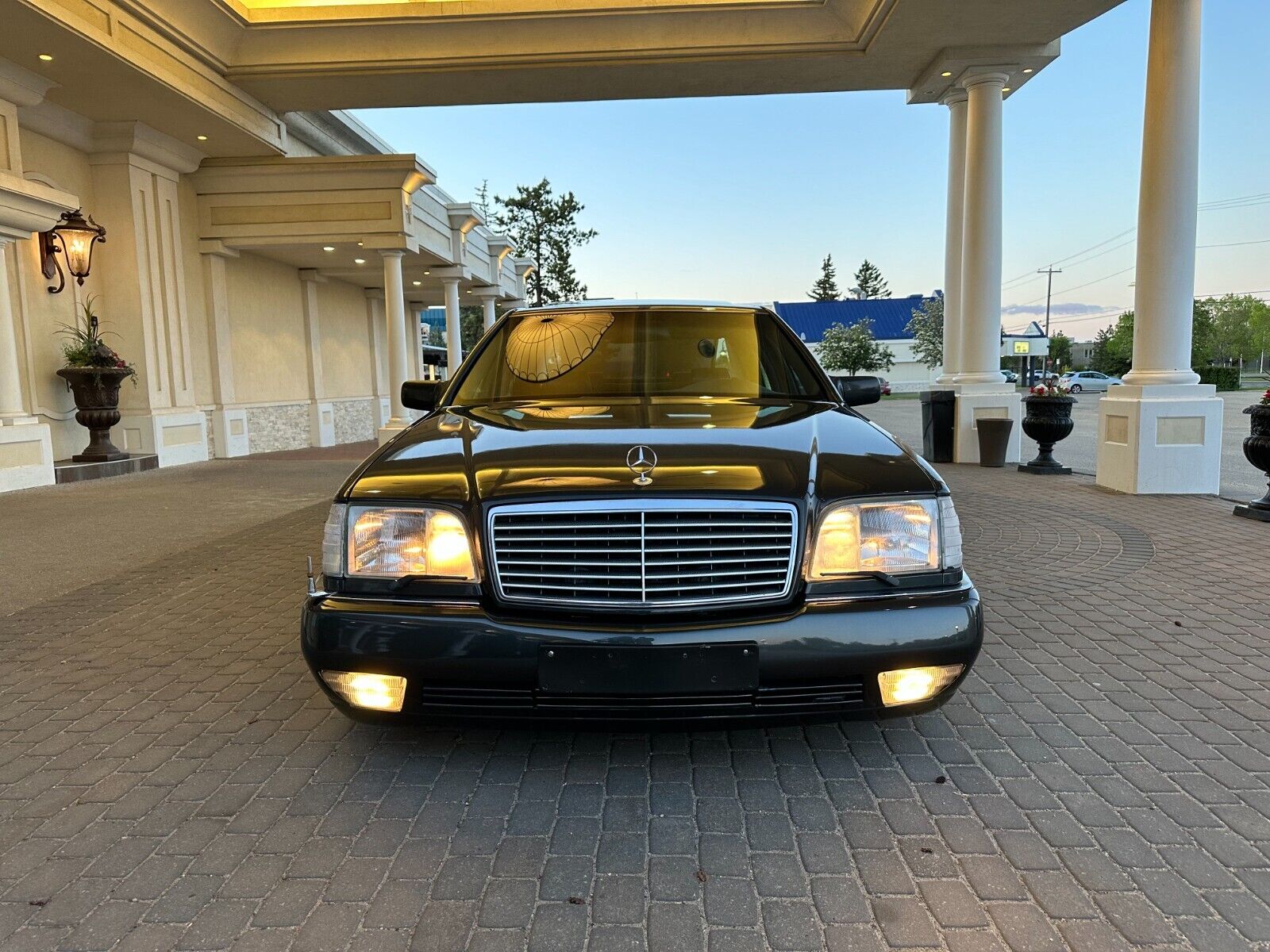 Mercedes-Benz-S-Class-Berline-1991-2