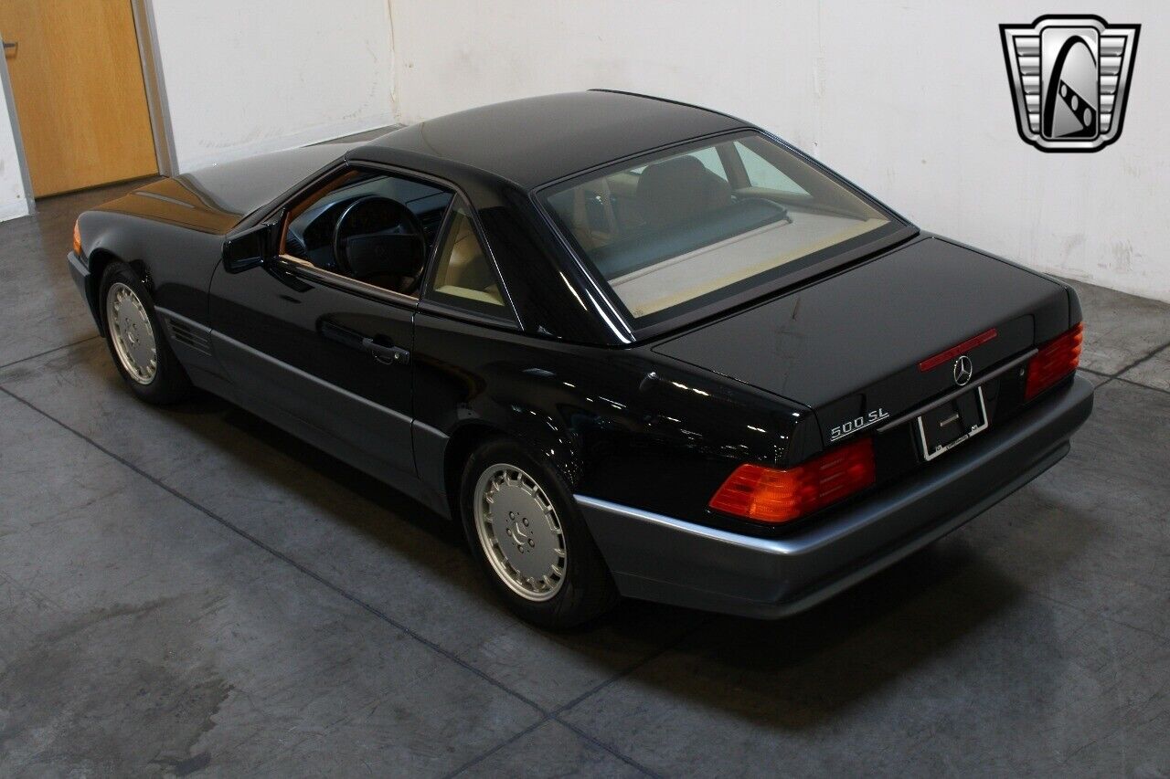 Mercedes-Benz-S-Class-Cabriolet-1991-8