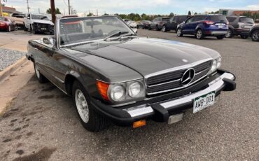 Mercedes-Benz-SL-Class-1974-20