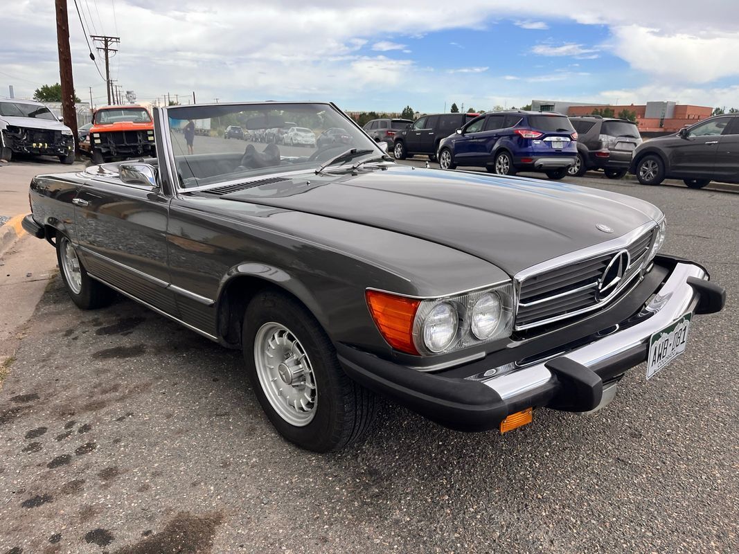 Mercedes-Benz-SL-Class-1974-21