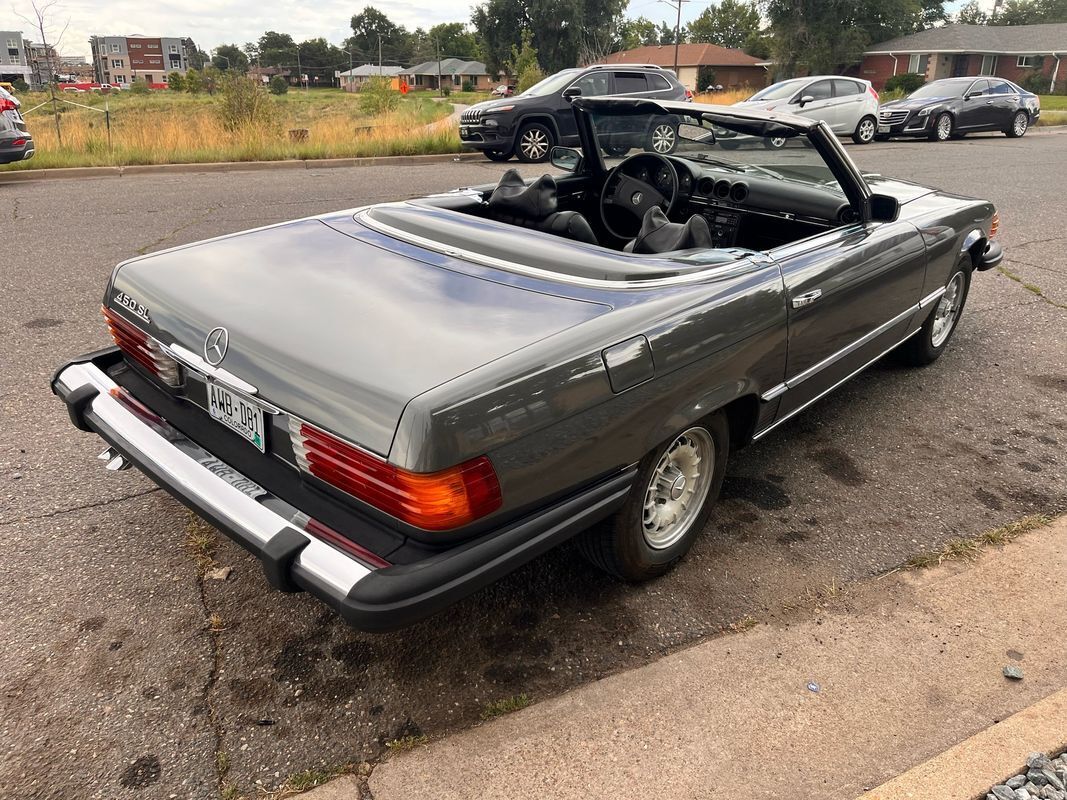 Mercedes-Benz-SL-Class-1974-23