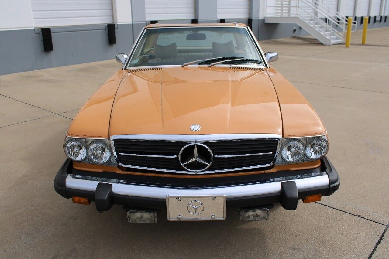 Mercedes-Benz-SL-Class-1975-7