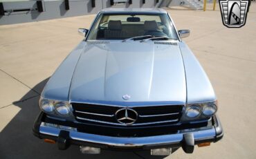 Mercedes-Benz-SL-Class-1980-6