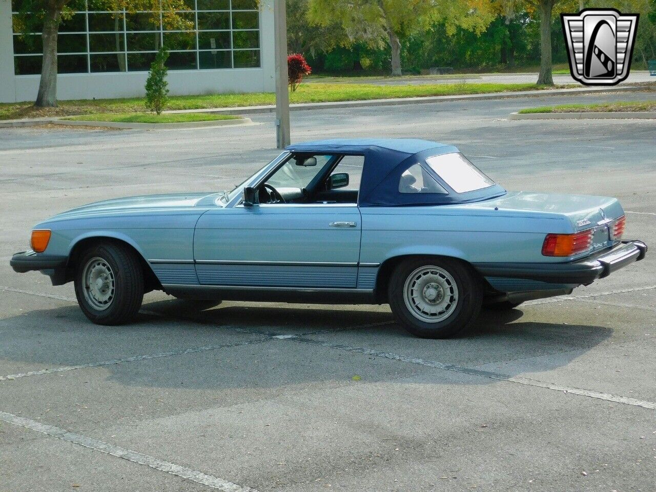 Mercedes-Benz-SL-Class-1985-7