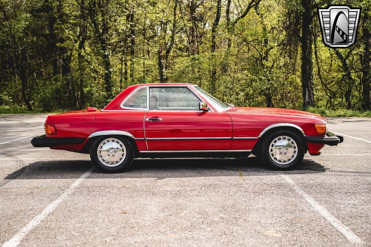 Mercedes-Benz-SL-Class-1986-7