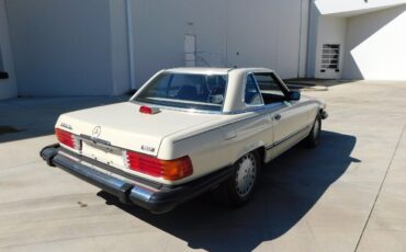 Mercedes-Benz-SL-Class-1987-10