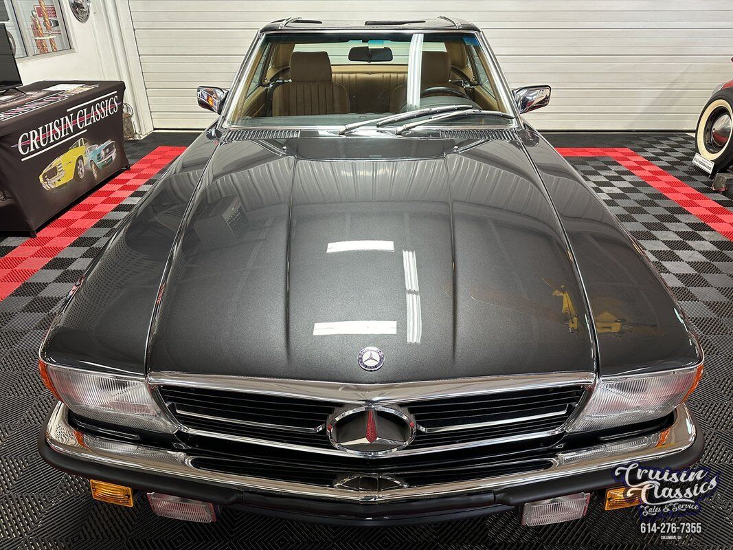 Mercedes-Benz-SL-Class-1989-4