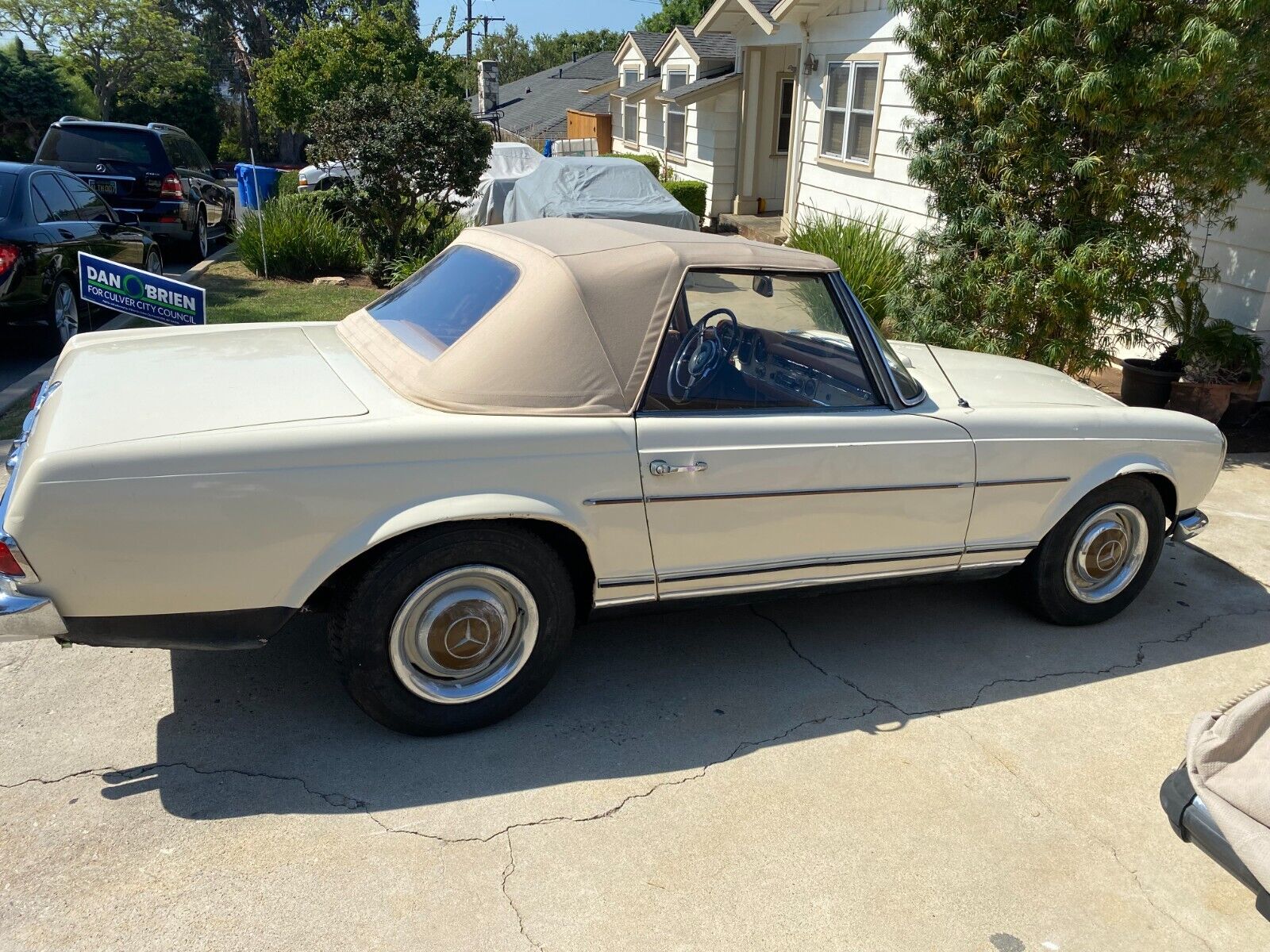 Mercedes-Benz-SL-Class-Cabriolet-1965-6