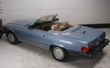 Mercedes-Benz-SL-Class-Cabriolet-1987-11