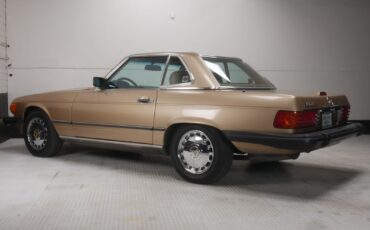 Mercedes-Benz-SL-Class-Cabriolet-1988-8