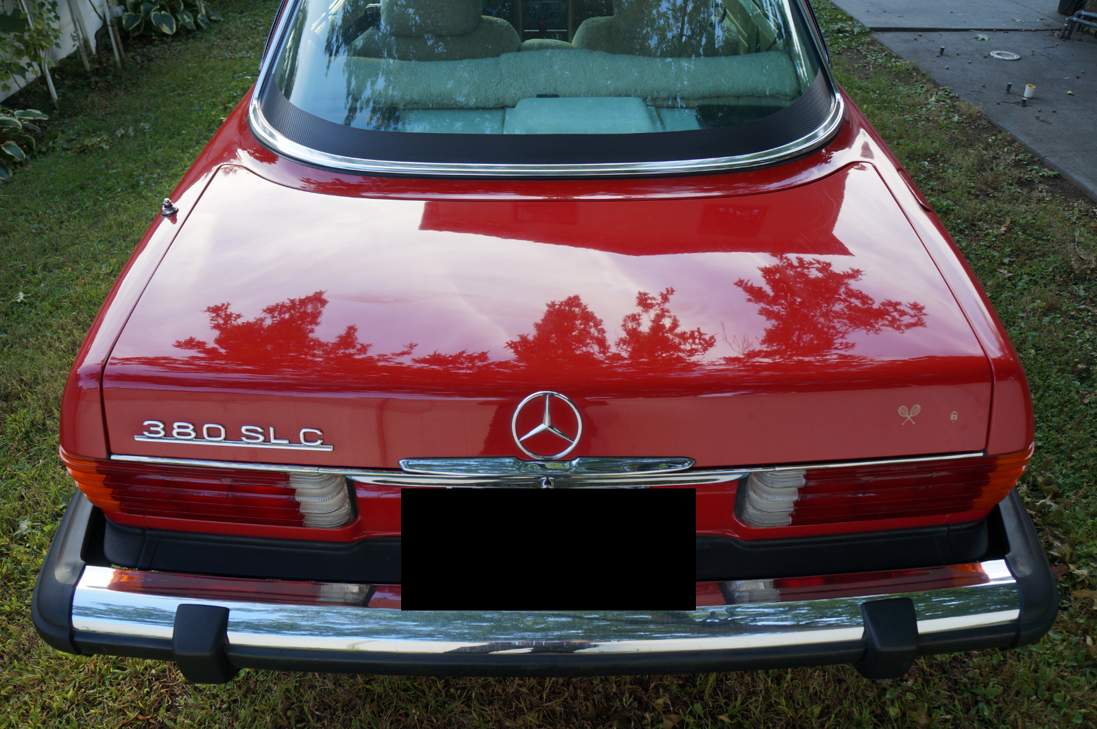 Mercedes-Benz-SL-Class-Coupe-1981-2