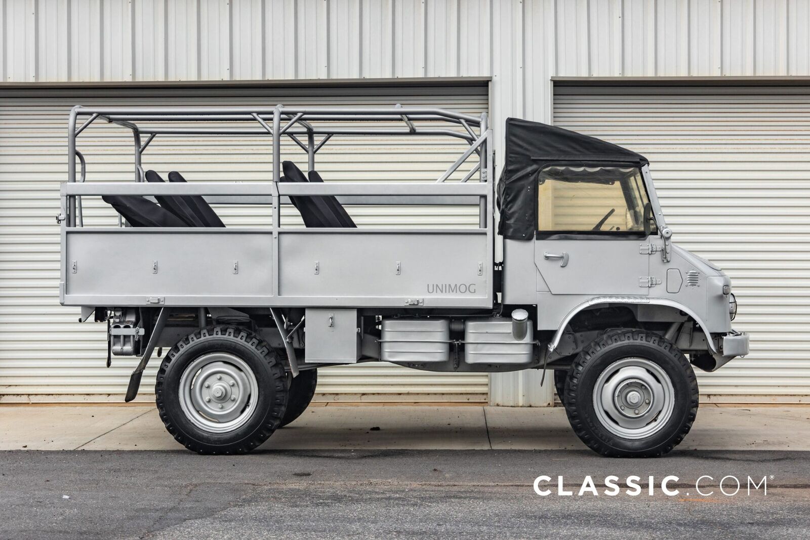 Mercedes-Benz-Unimog-1962-2