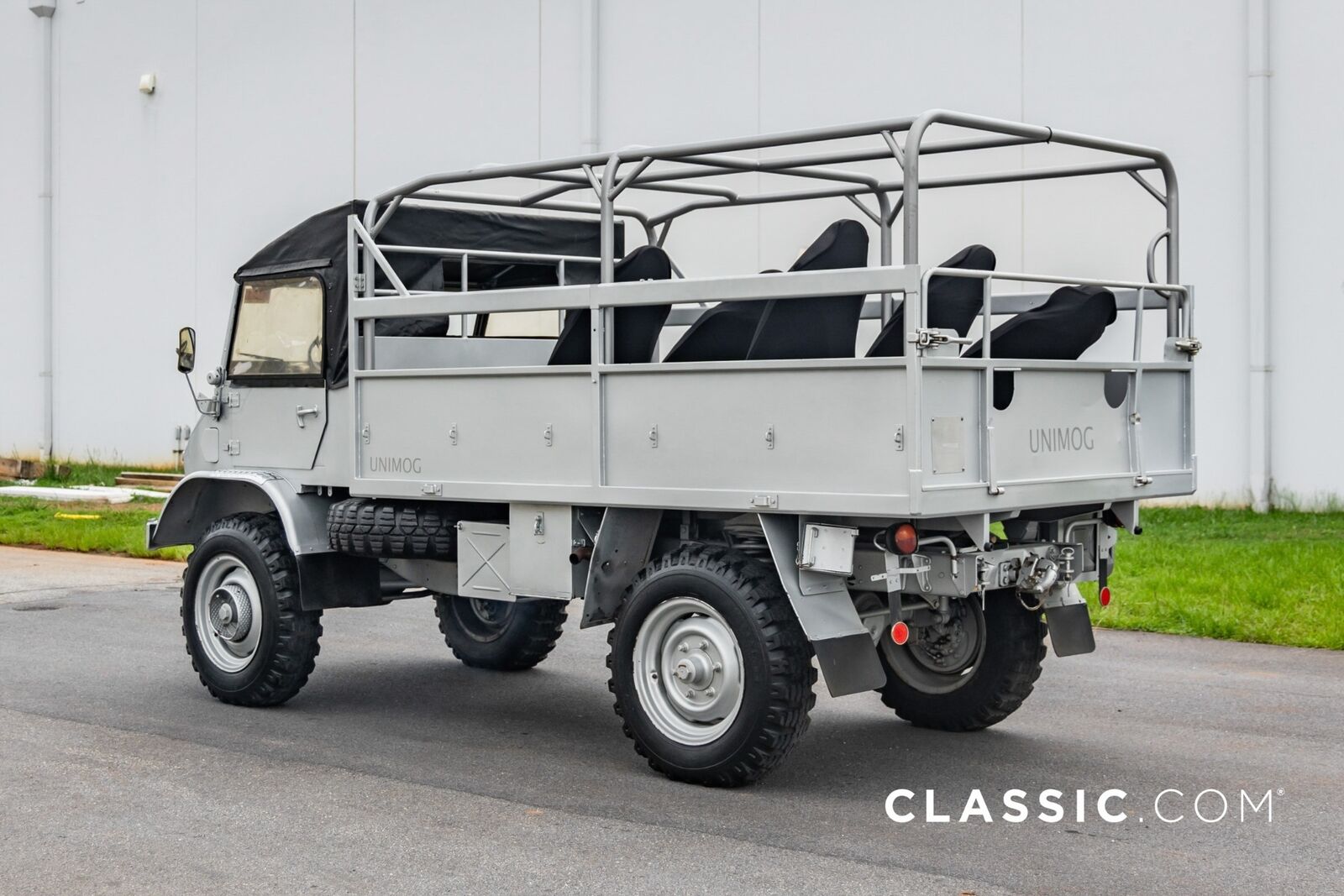 Mercedes-Benz-Unimog-1962-5