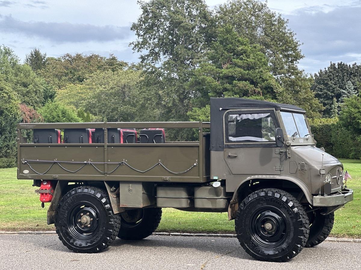 Mercedes-Benz-Unimog-SUV-1963-12