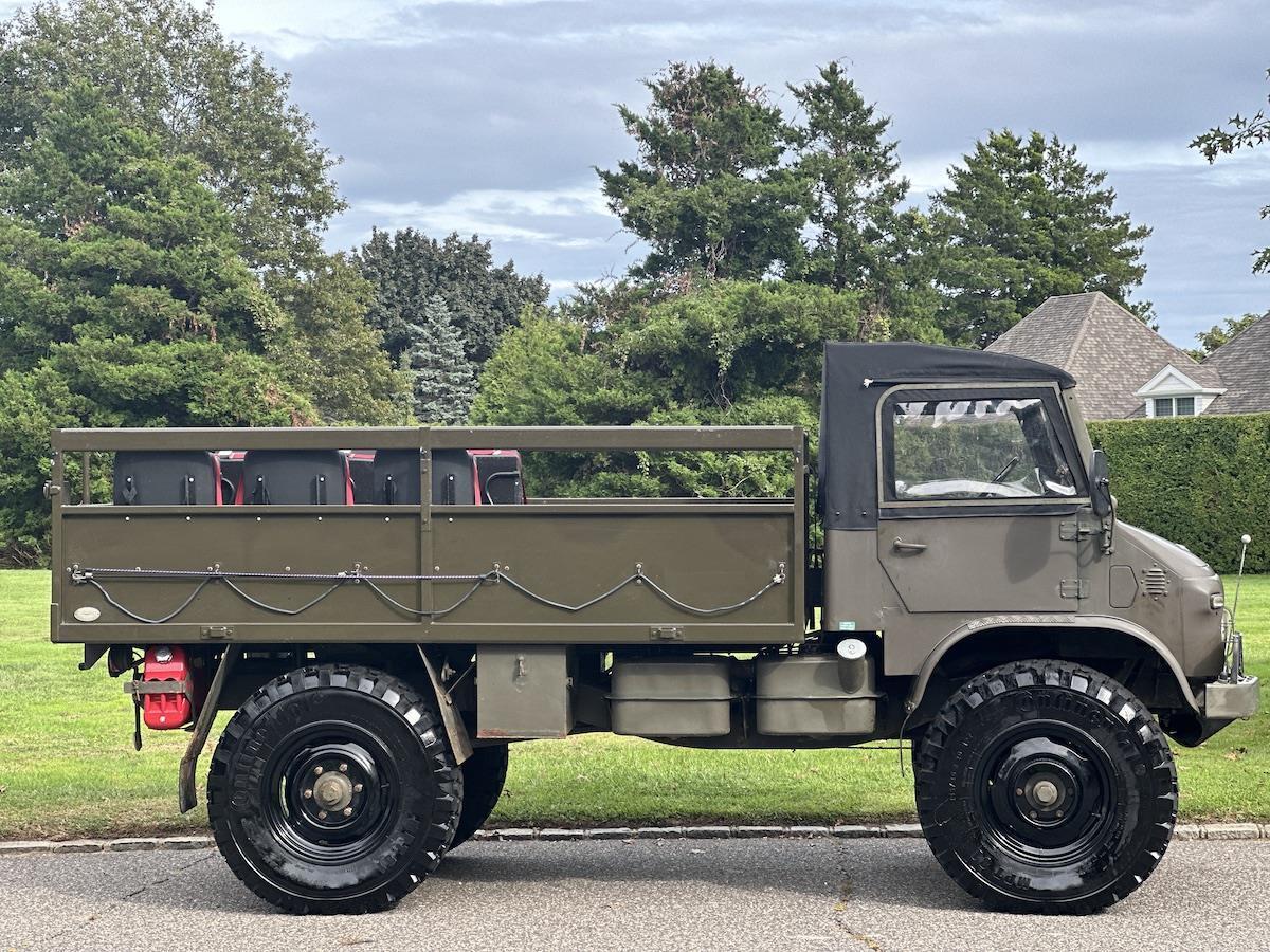 Mercedes-Benz-Unimog-SUV-1963-13