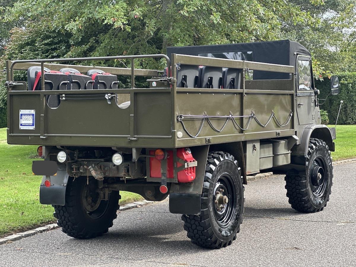 Mercedes-Benz-Unimog-SUV-1963-15