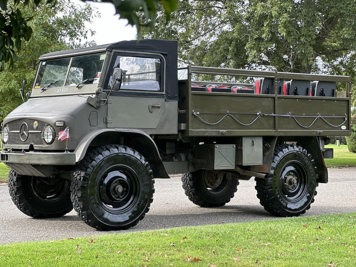 Mercedes-Benz-Unimog-SUV-1963-22