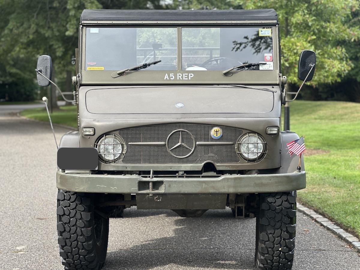 Mercedes-Benz-Unimog-SUV-1963-25