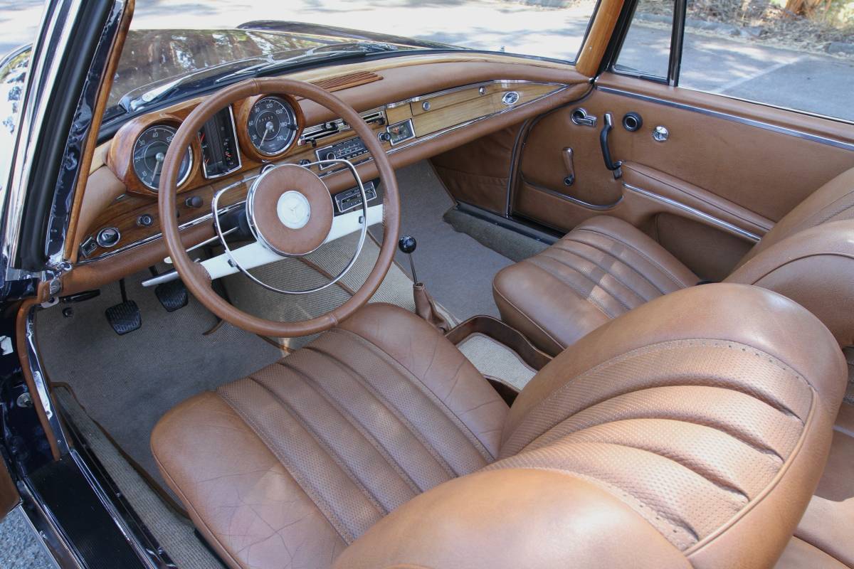 Mercedes-benz-220se-cabriolet-1962-13