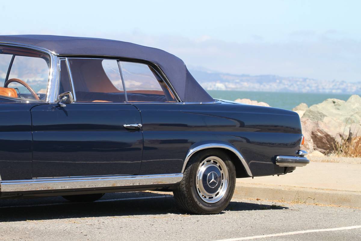 Mercedes-benz-220se-cabriolet-1962-6