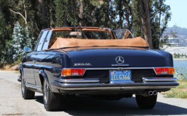 Mercedes-benz-220se-cabriolet-1962-9