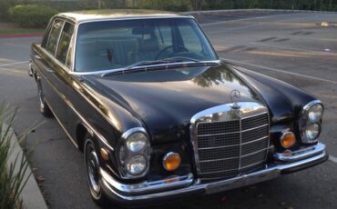 Mercedes-benz-280s-1970-9