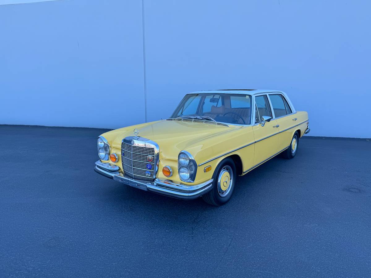 Mercedes-benz-280sel-1973-2