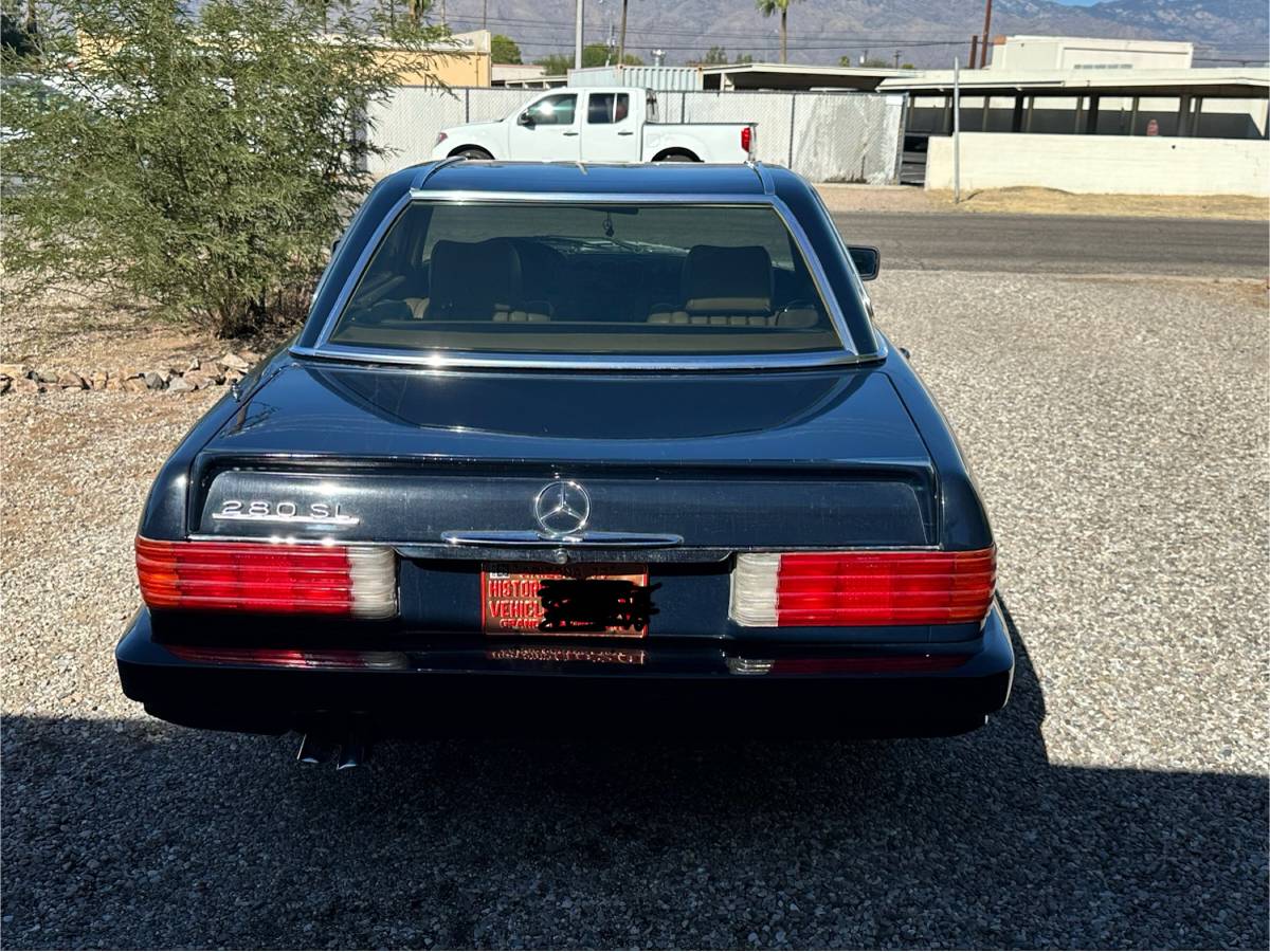 Mercedes-benz-280sl-1983-4