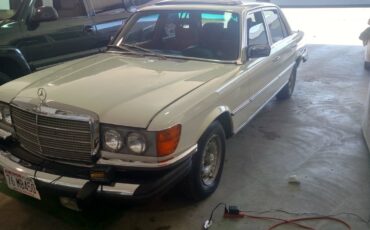 Mercedes-benz-450sel-4-door-1976