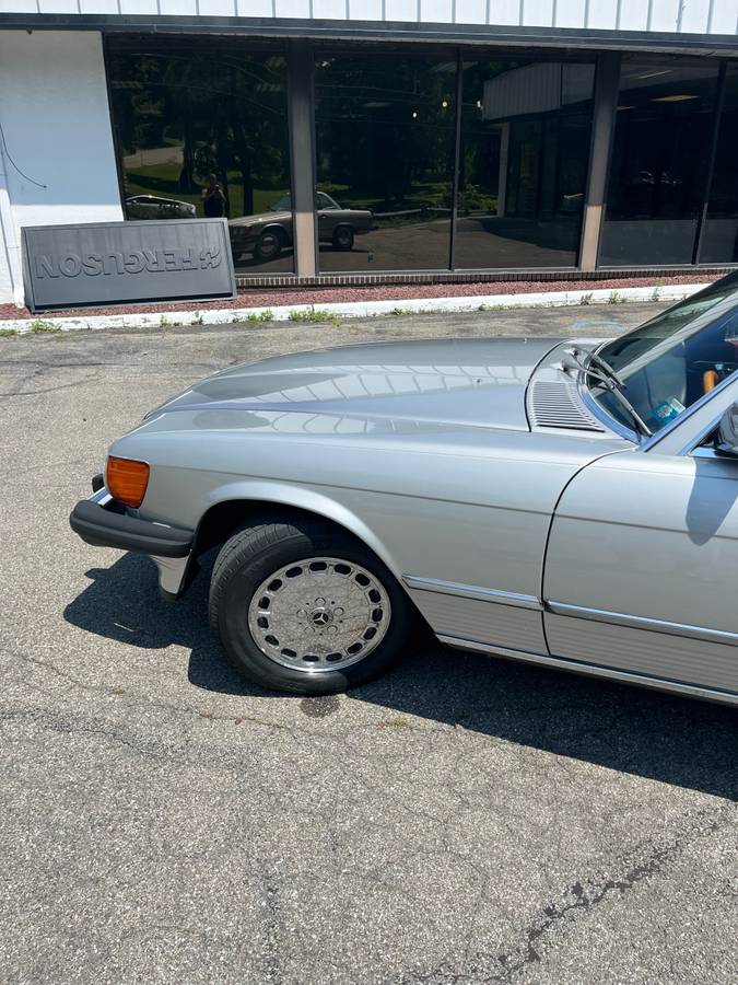 Mercedes-benz-560sl-1989-15