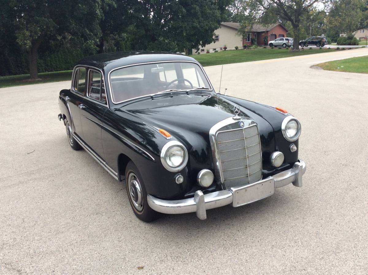 Mercedes-benz-Benz-220s-1957-4