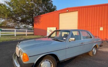 Mercedes-benz-Benz-240d-300d-190d-diesel-190e-w124-1980-1