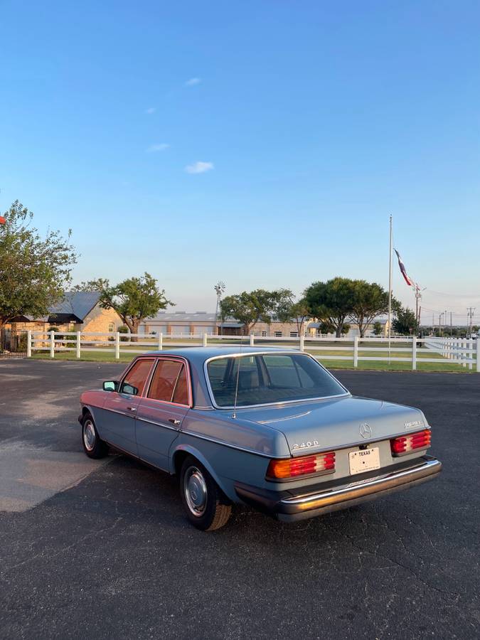 Mercedes-benz-Benz-240d-300d-190d-diesel-190e-w124-1980-7