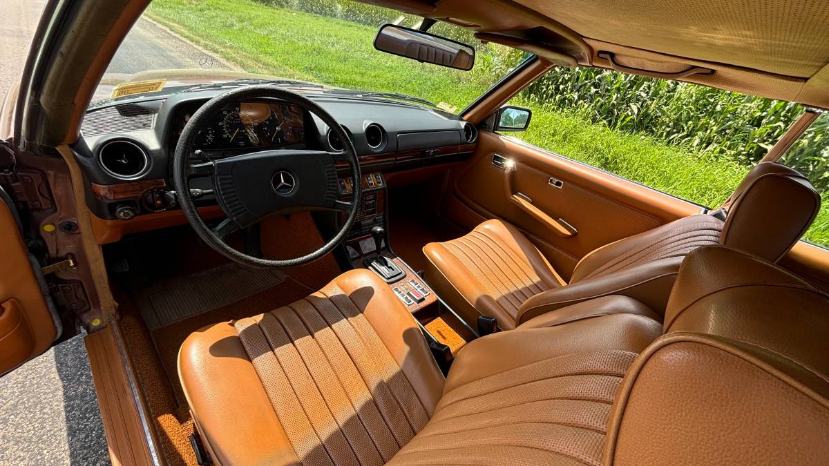 Mercedes-benz-Benz-280ce-1978-4