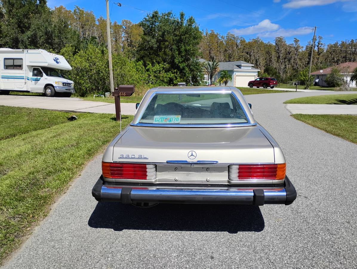 Mercedes-benz-Benz-380sl-1985-3