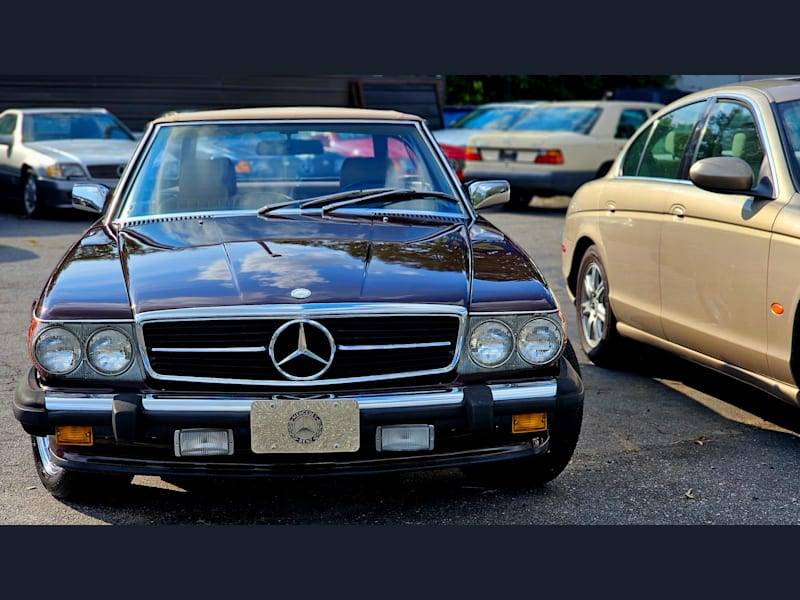 Mercedes-benz-Benz-560-series-1986-5