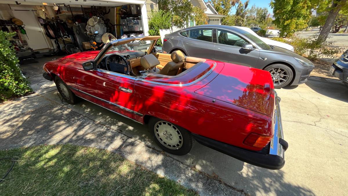 Mercedes-benz-Benz-560sl-1988-5