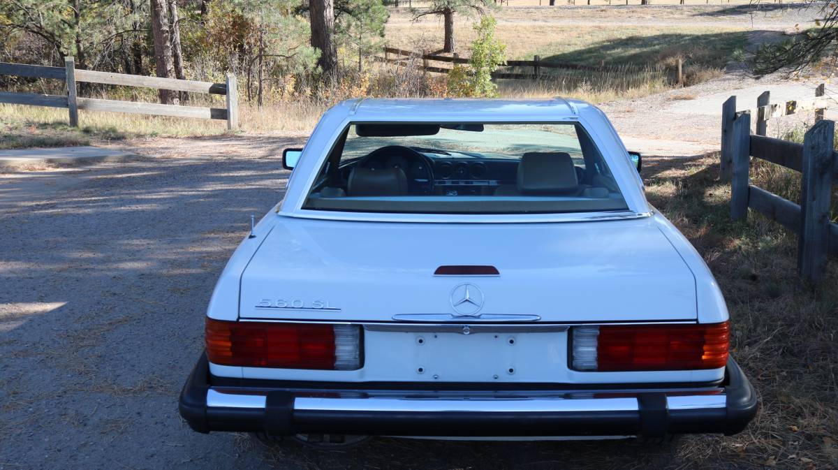 Mercedes-benz-Benz-560sl-1988-6