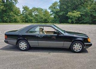 Mercedes-benz-Benz-e320-coupe-1993-1