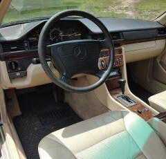 Mercedes-benz-Benz-e320-coupe-1993-2