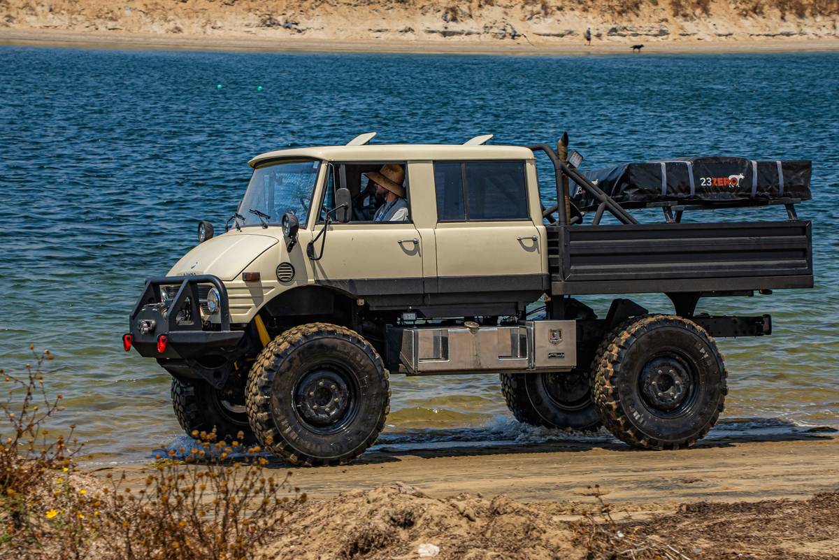 Mercedes-benz-Unimog-diesel-1976-14